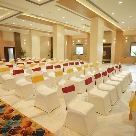 Palak Palace Hotels And Resort Bhopal Buitenkant foto