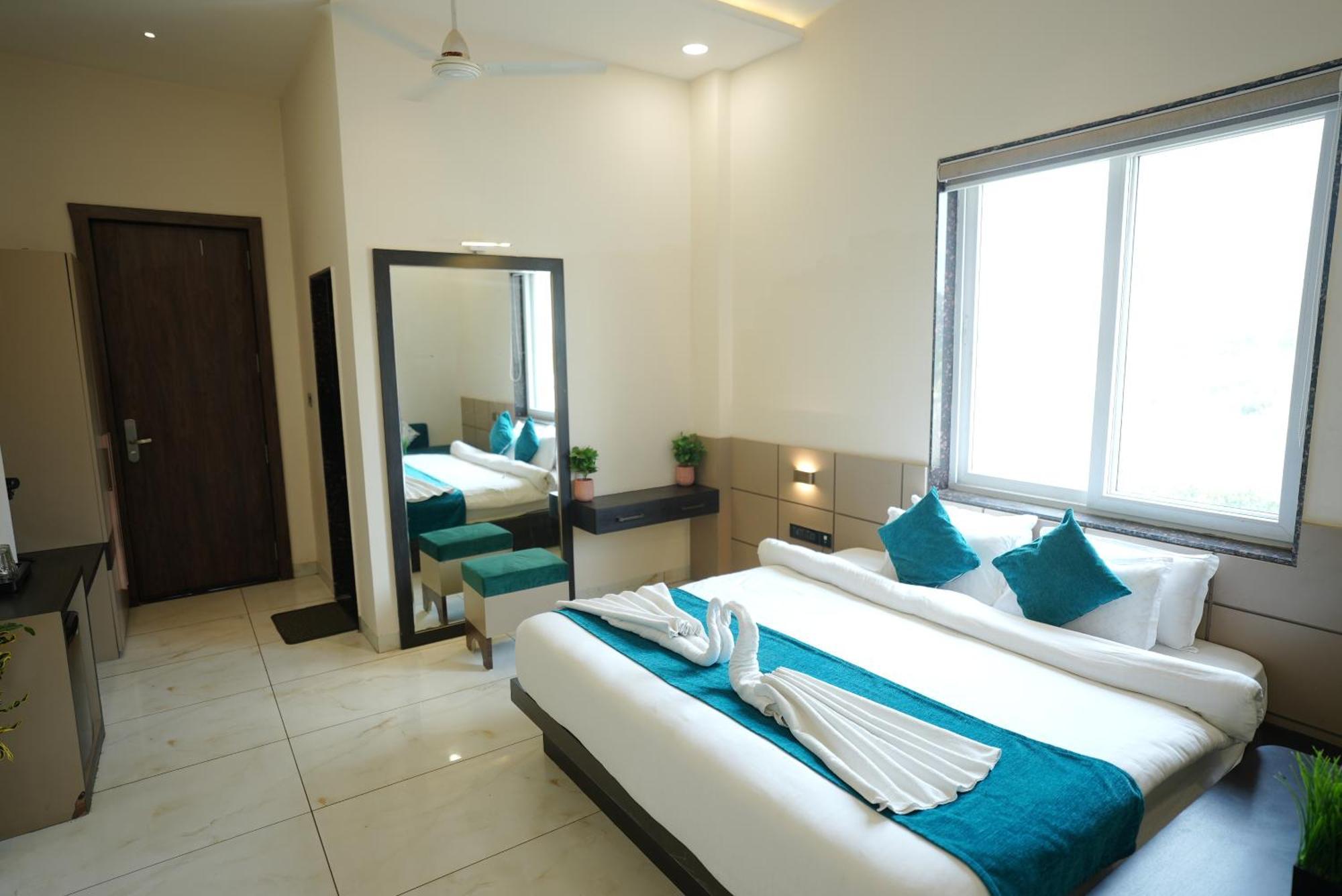 Palak Palace Hotels And Resort Bhopal Buitenkant foto