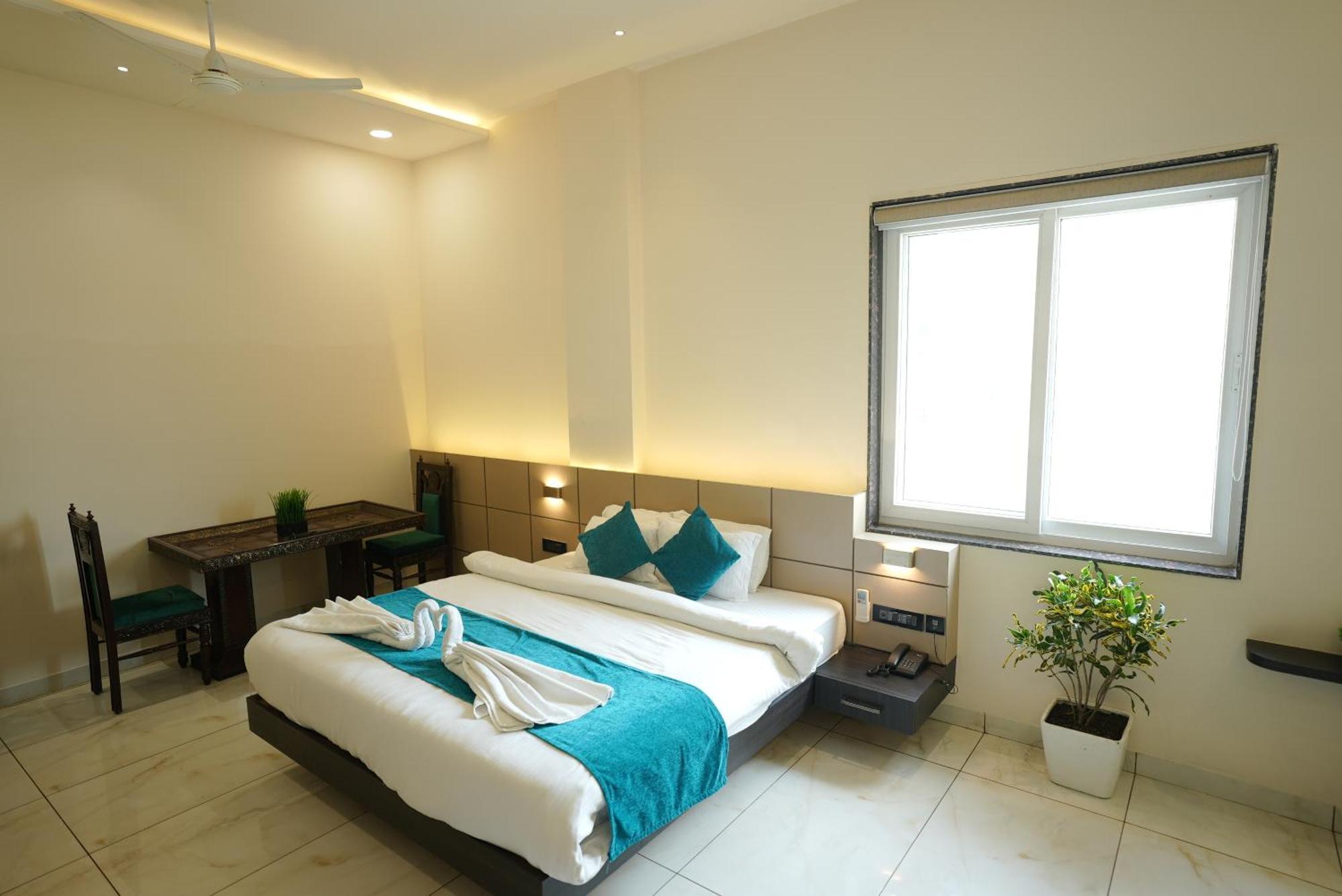 Palak Palace Hotels And Resort Bhopal Buitenkant foto